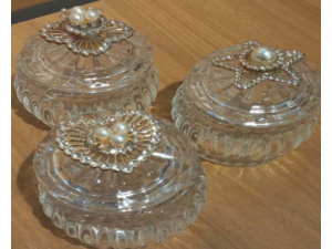 PORTA JOIAS VIDRO REDONDO 08CM