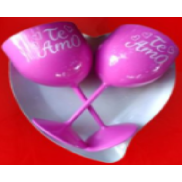 https://www.belolarpresentes.com.br/image/cache/watermark/data/eftr/Img_ftr_rp_537801-580x580.PNG